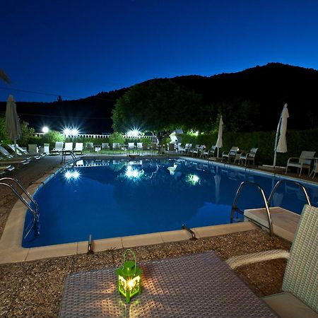 Pegasus Apartments Stafylos Bagian luar foto
