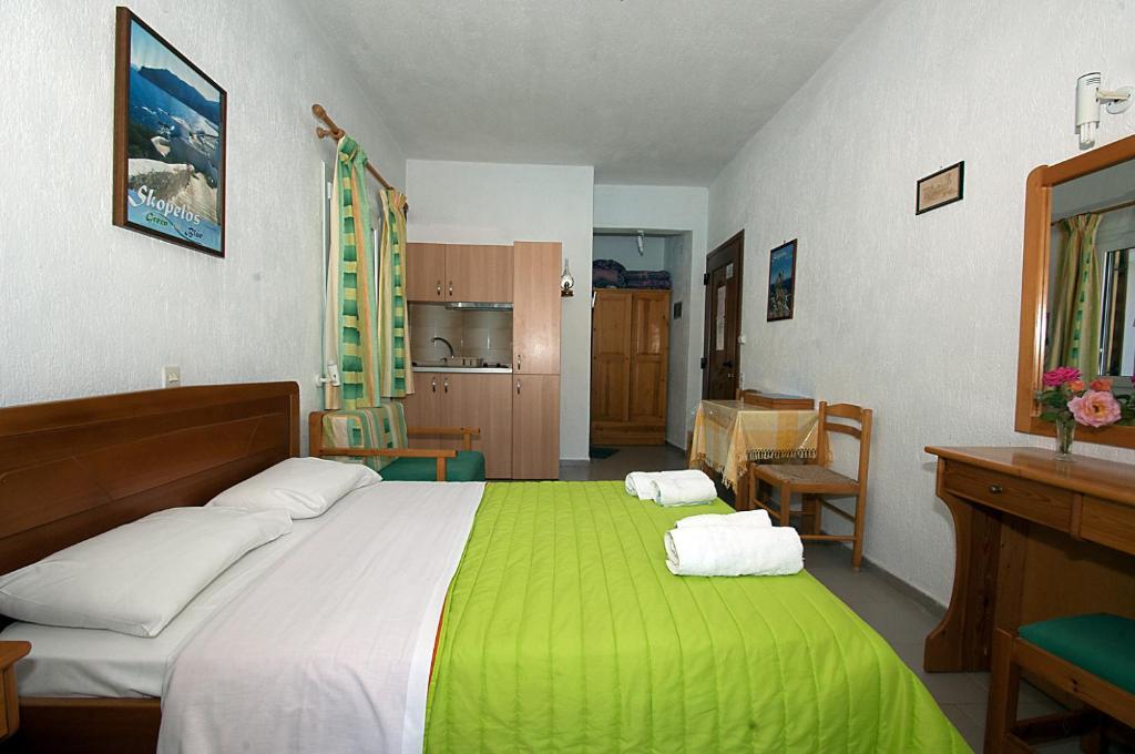 Pegasus Apartments Stafylos Ruang foto