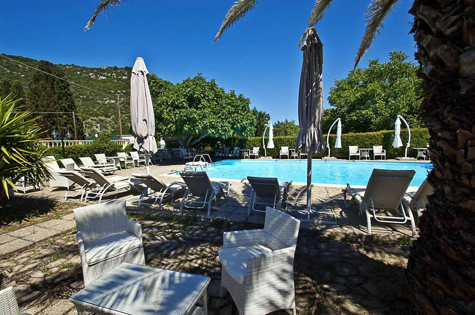 Pegasus Apartments Stafylos Bagian luar foto