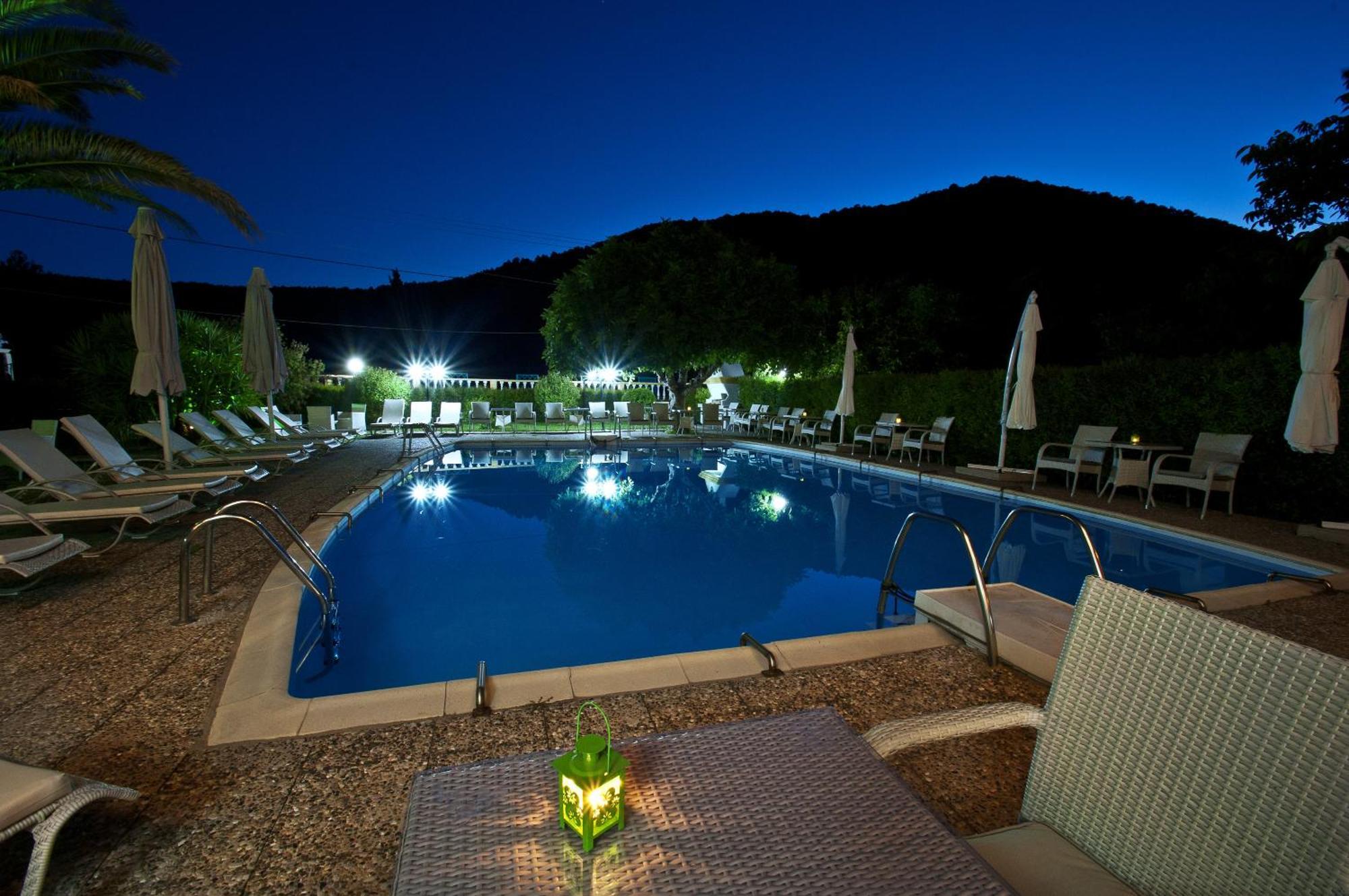 Pegasus Apartments Stafylos Bagian luar foto