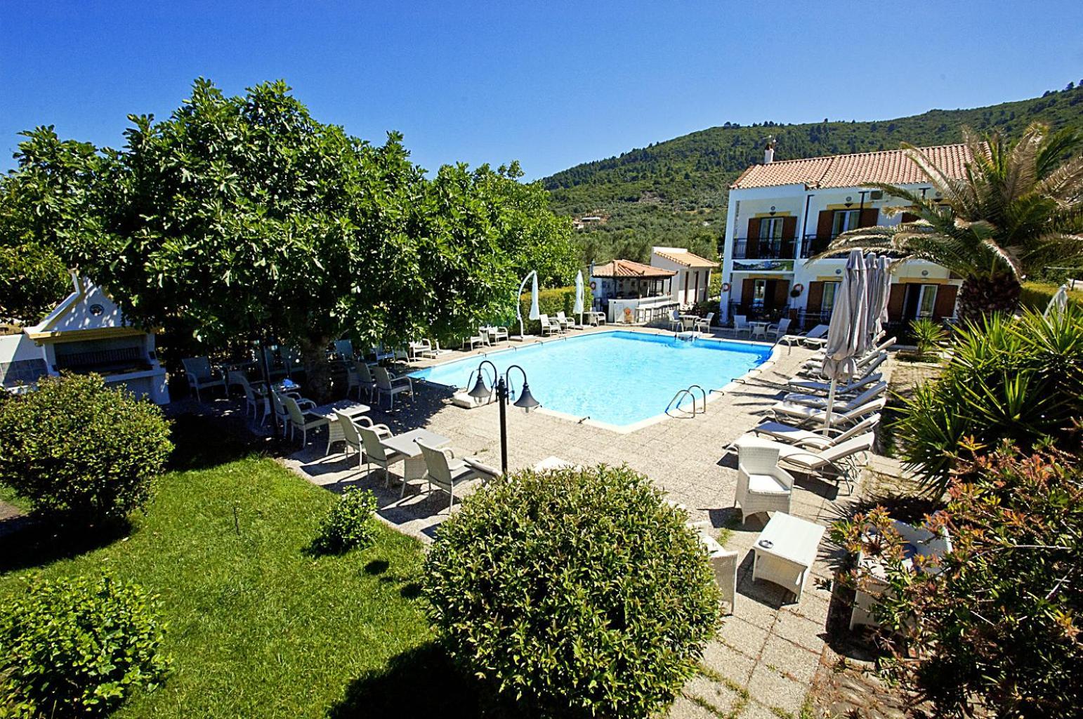 Pegasus Apartments Stafylos Bagian luar foto