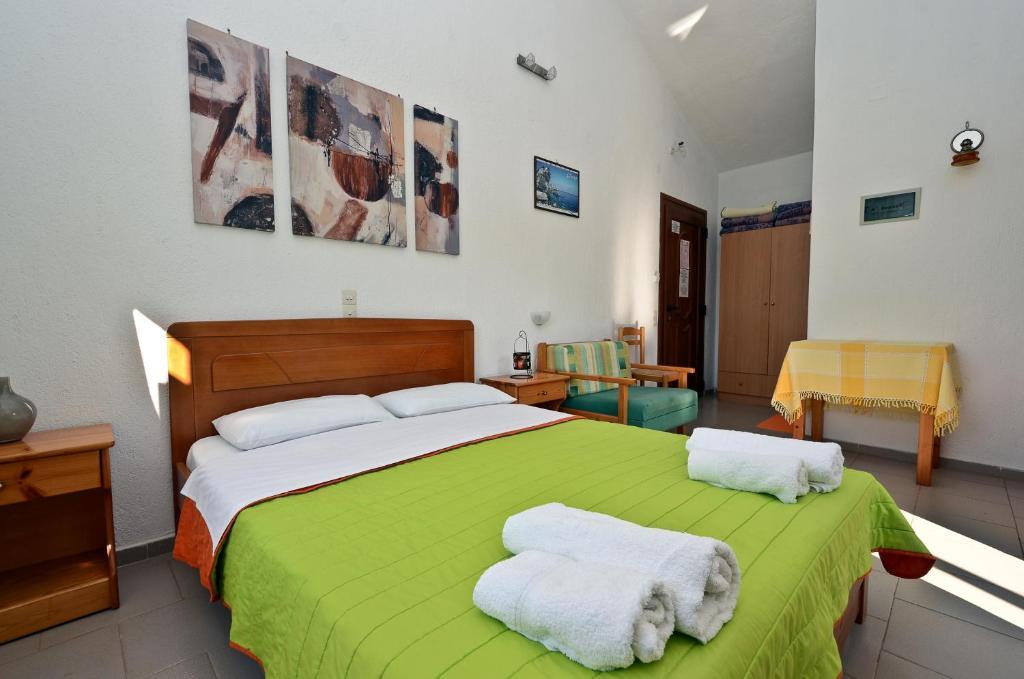Pegasus Apartments Stafylos Bagian luar foto