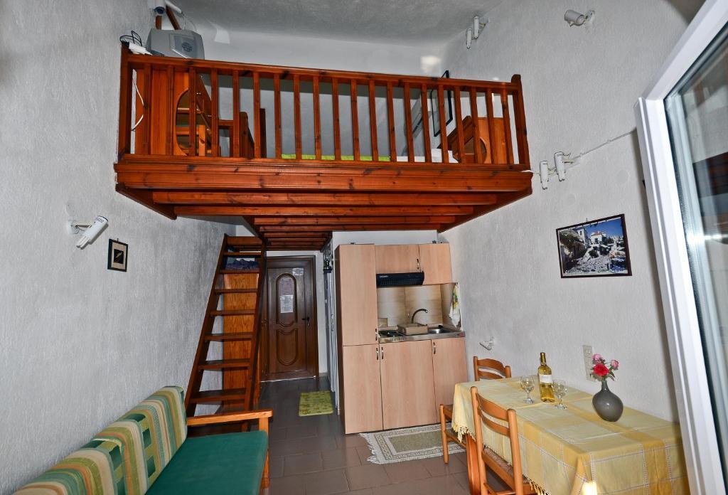 Pegasus Apartments Stafylos Bagian luar foto