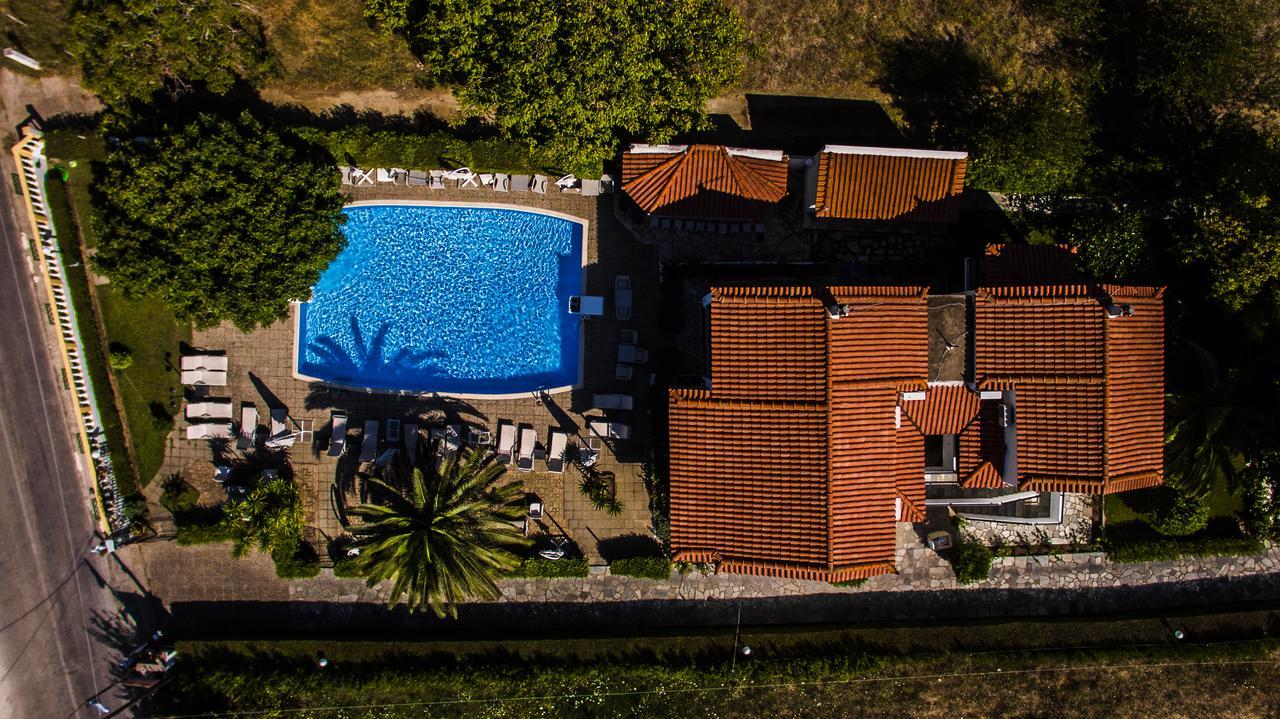 Pegasus Apartments Stafylos Bagian luar foto